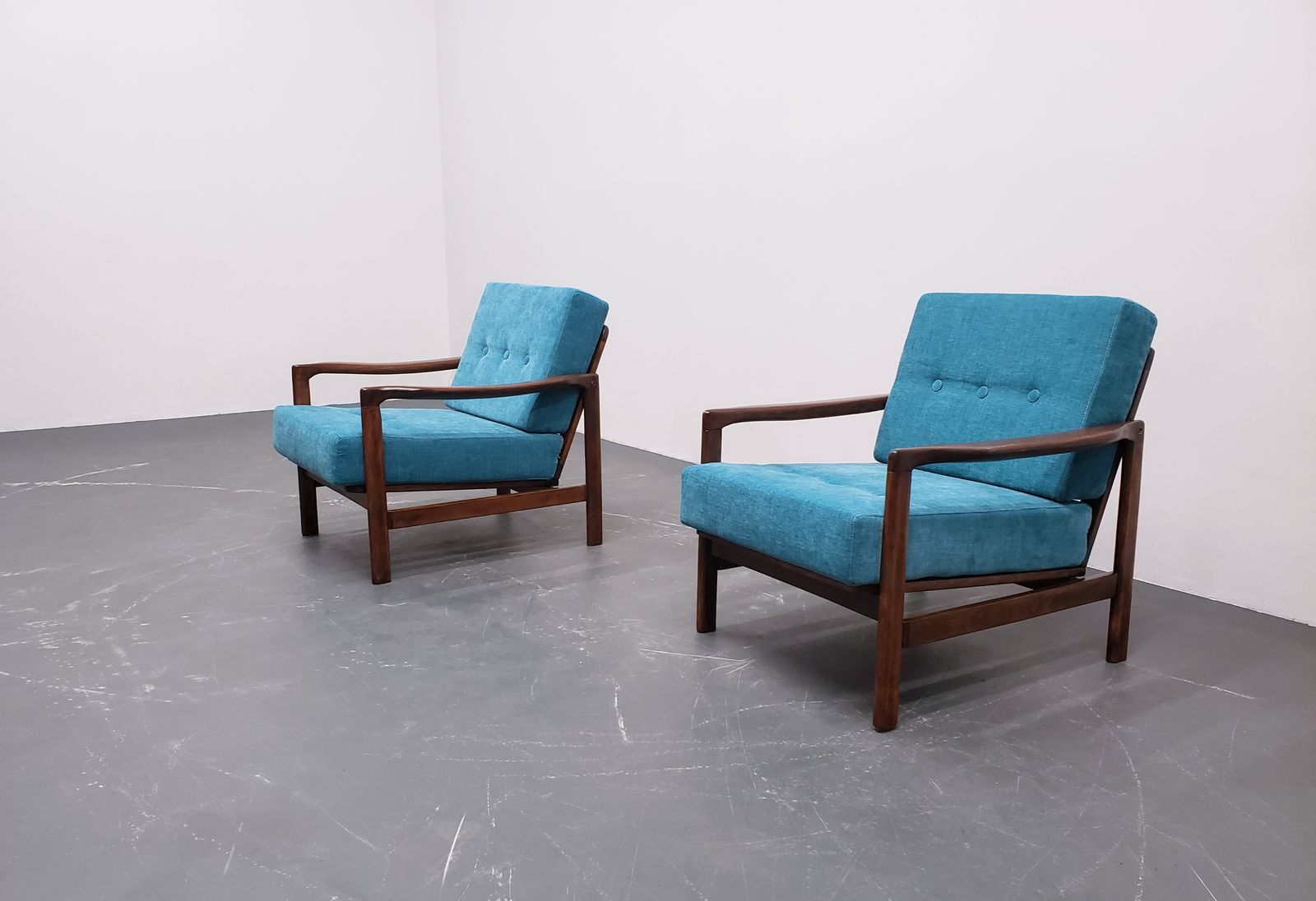 One Left   1960's Mid Century Lounger By Baczyk In Turquoise photo vinterior