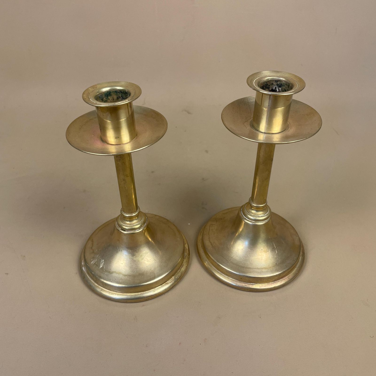 Antique Pair Of Gold Brass Metal Candlestick Candle Stick Holder Vintage Column Taper Dinner Candlesticks Table Holders Heavy Classic Mantle