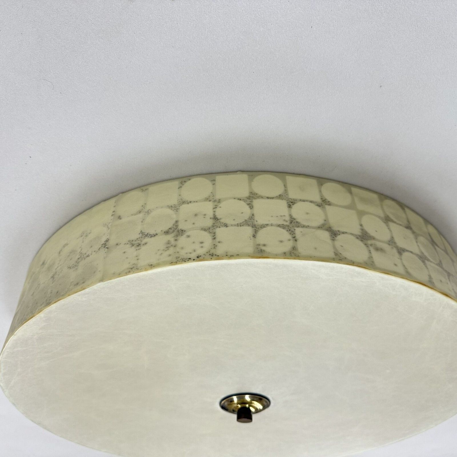 Grote Mid Century Modern Ronde Witte Cocon Plafondlamp Van Goldkant Leuchten, Ca. Jaren 1960 photo vinterior