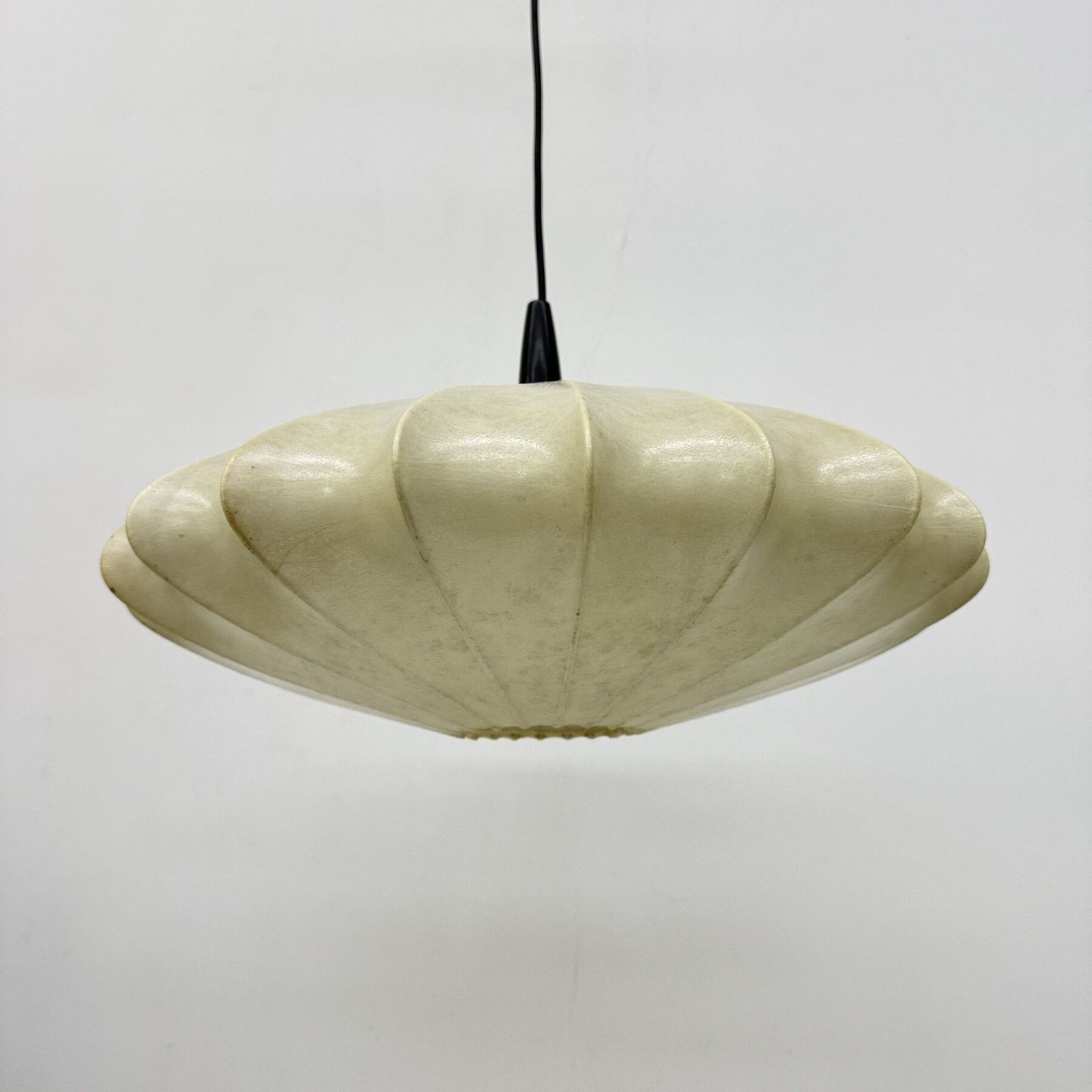 photo furniture Mid Centurys Design Cocoon Hanging Lamp , 1970s