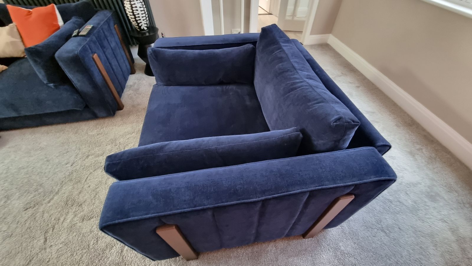 Sofology Brantwood Loveseat – Navy Blue Fabric – Excellent Condition – Original Rrp1399 photo vintage