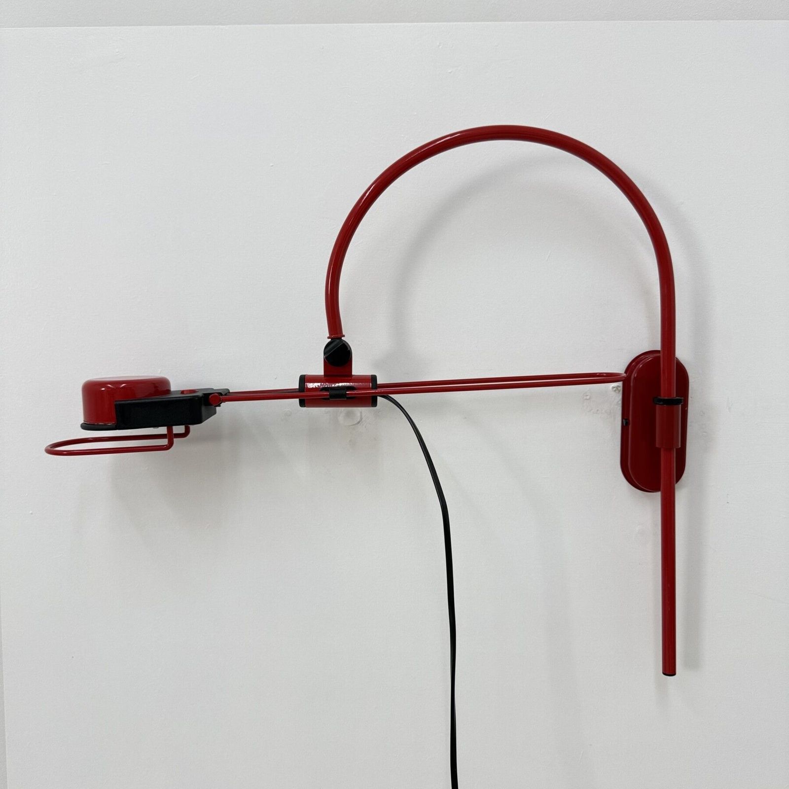 Italiaanse Verstelbare Wandlamp Van Vico Magistretti, Jaren 1980 photo Verlichting