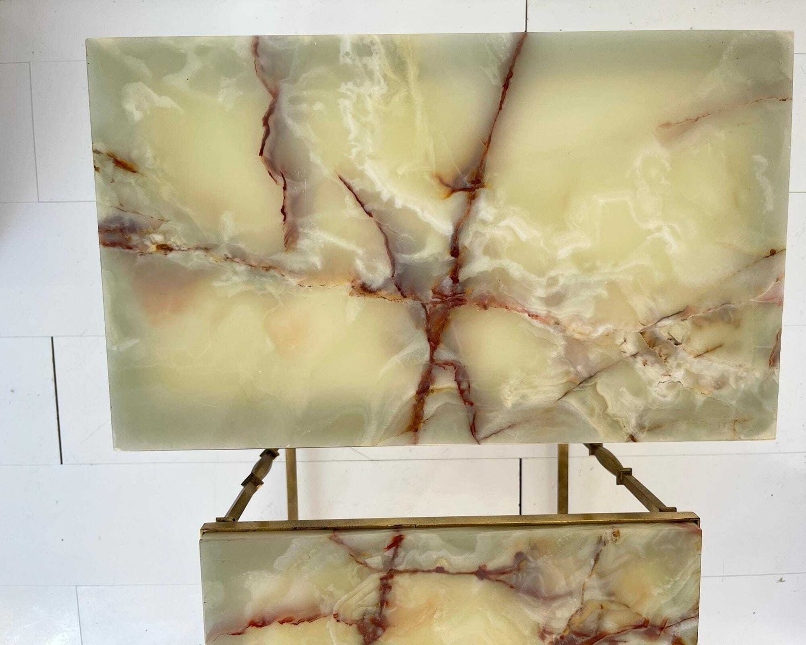 Onyx Bijzettafels | Mid Century Maison Jansen Stijl | Messing & Groen Onyx photo for sale