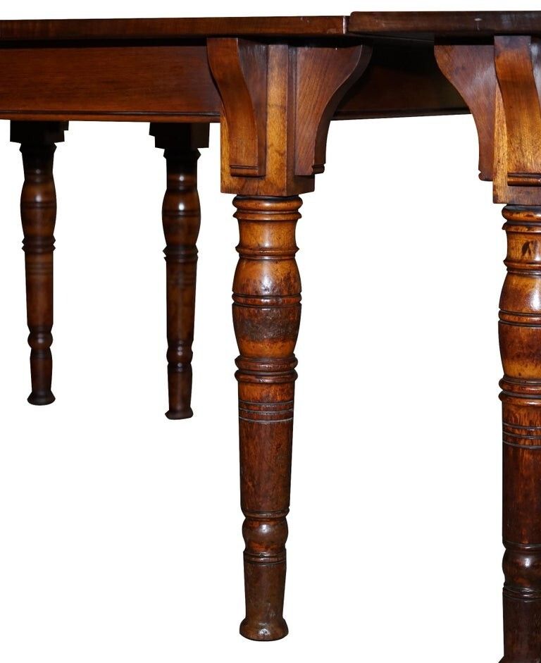 photo vinterior Rare Gillows Lancaster 1789 1795 George III American Walnut Dining Table