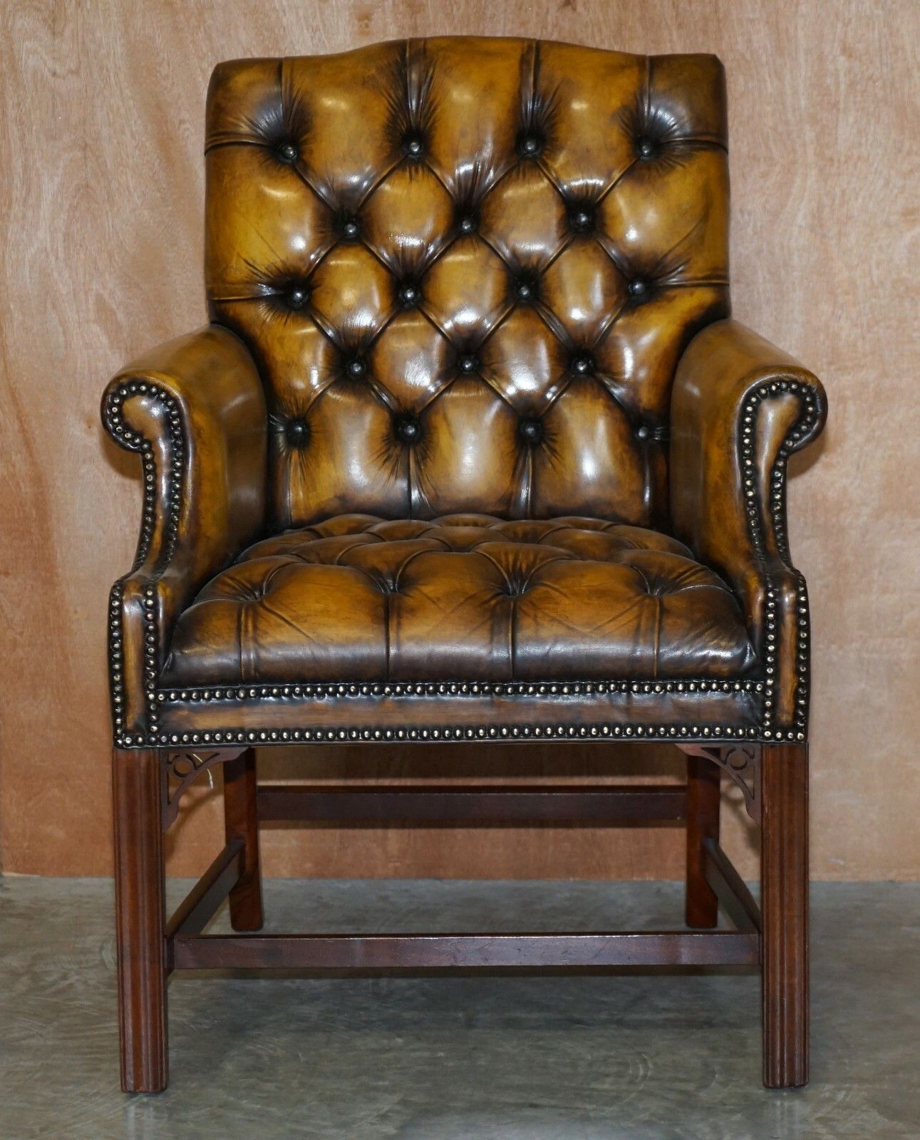 Eight Restored Brown Leather Thomas Chippendale Chesterfield Club Armchairs 8 photo for sale