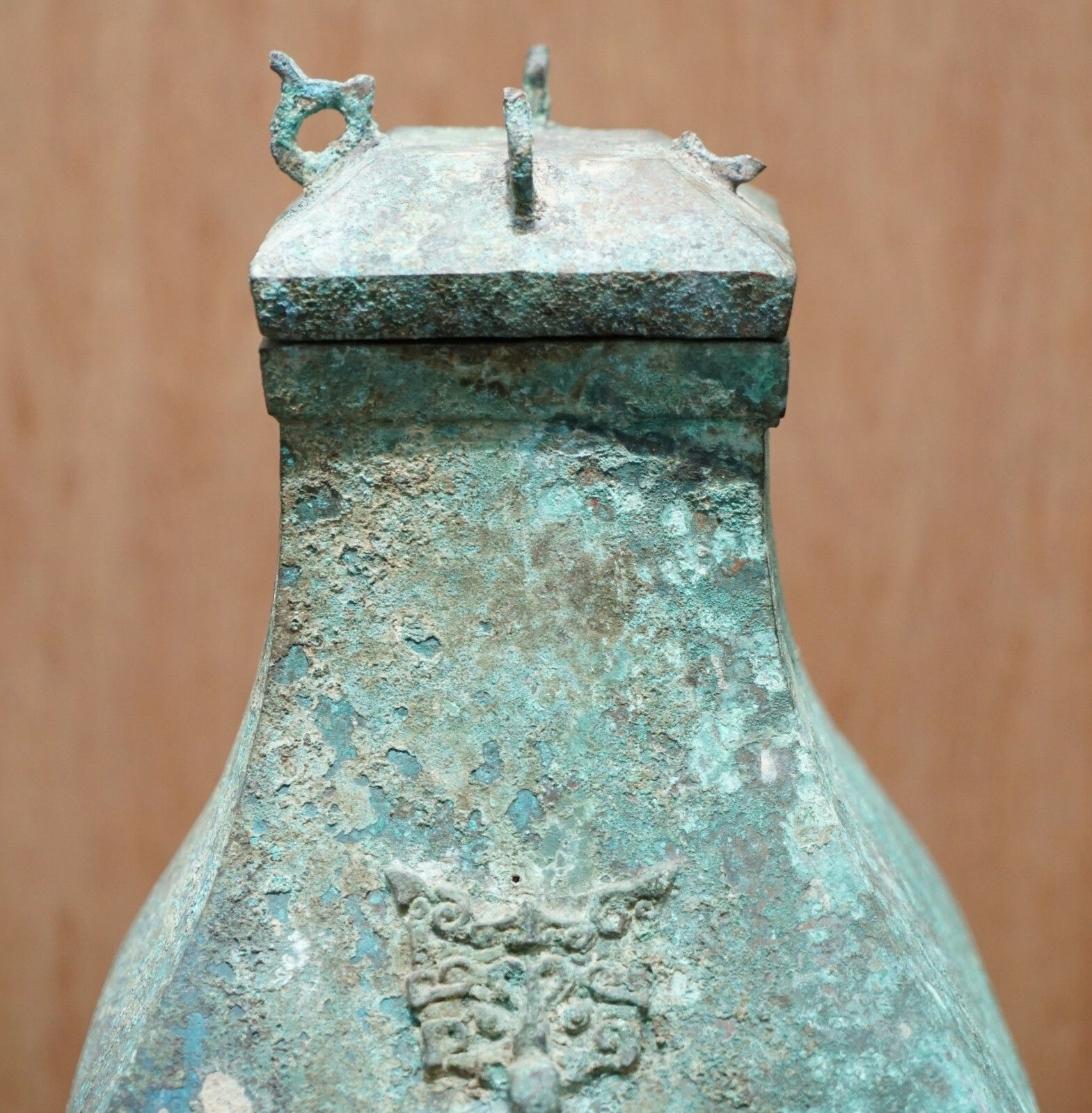 Fanghu Han Dynasty 206bc 220ad Chinese Bronze Ritual Wine Vessel Jug & Cover photo 20000.0