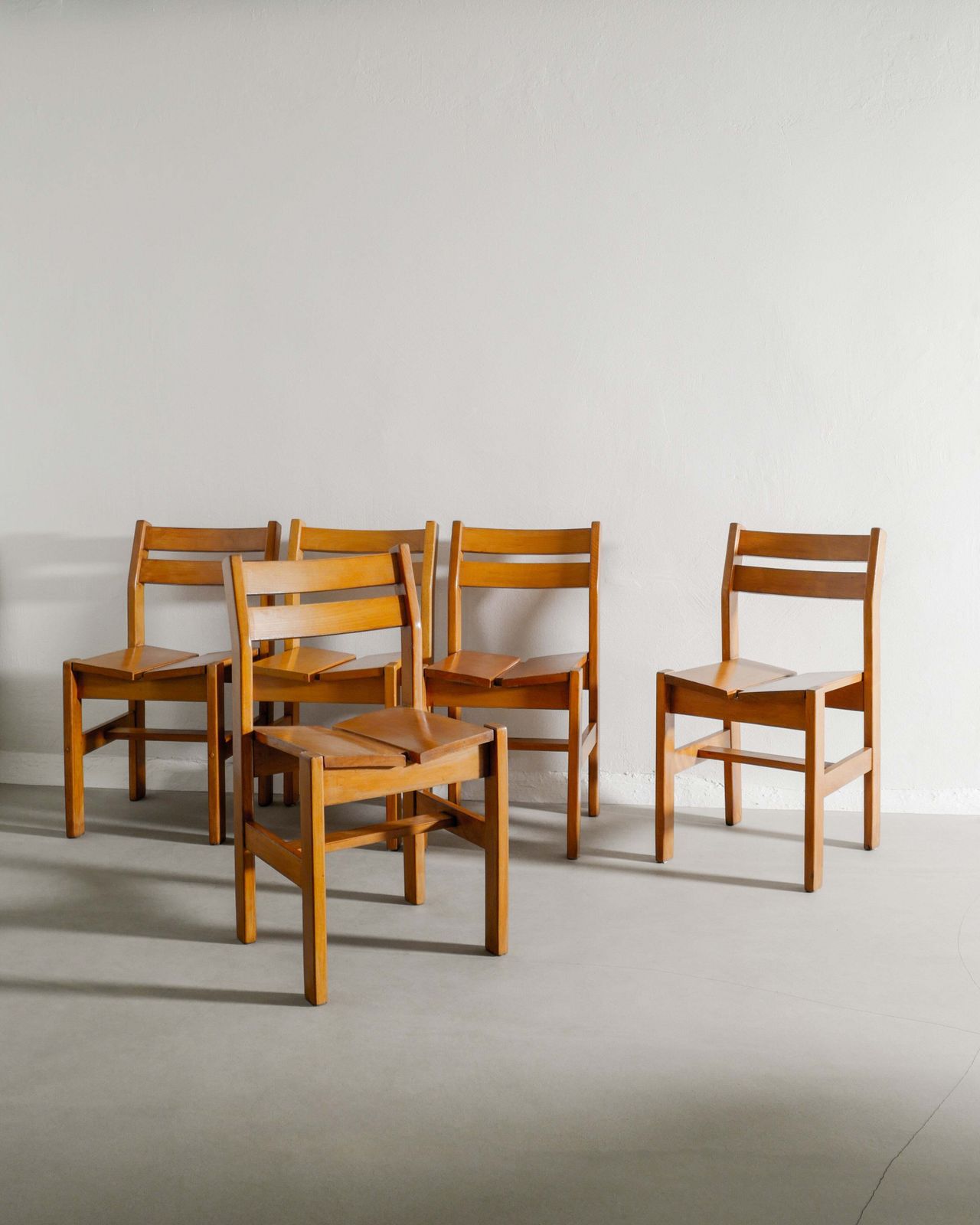 Rench Dining Chairs In Elm, 1960s  French Dining Chairs In Elm, 1960s