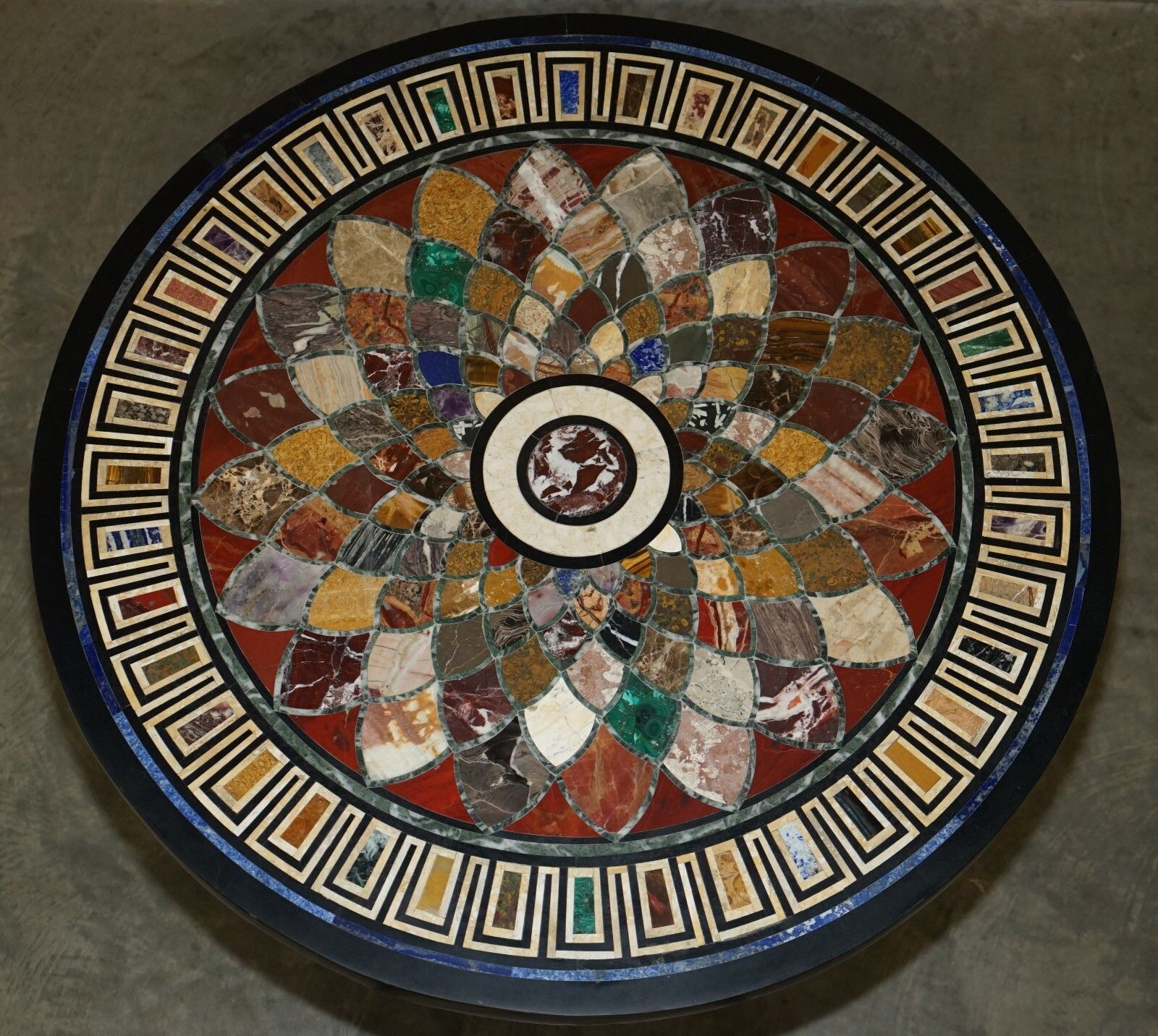 photo vinterior Important Antique 1830 William IV  Pietra Dura Specimen Marble Centre Table