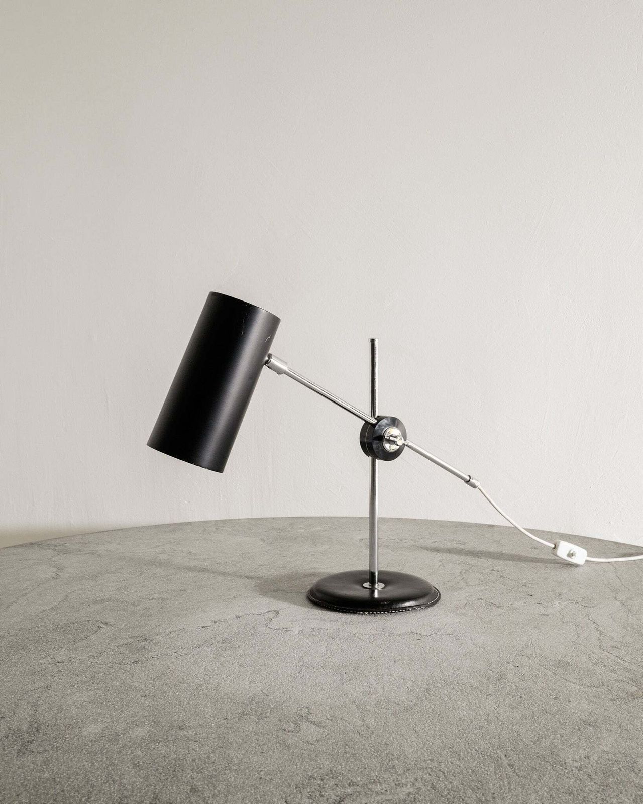Swedish Mid Century "781b" Table Lamp In Chrome, Black Leather & Metal By Anders Pehrson For Ateljé Lyktan Sweden, 1960s photo Lighting