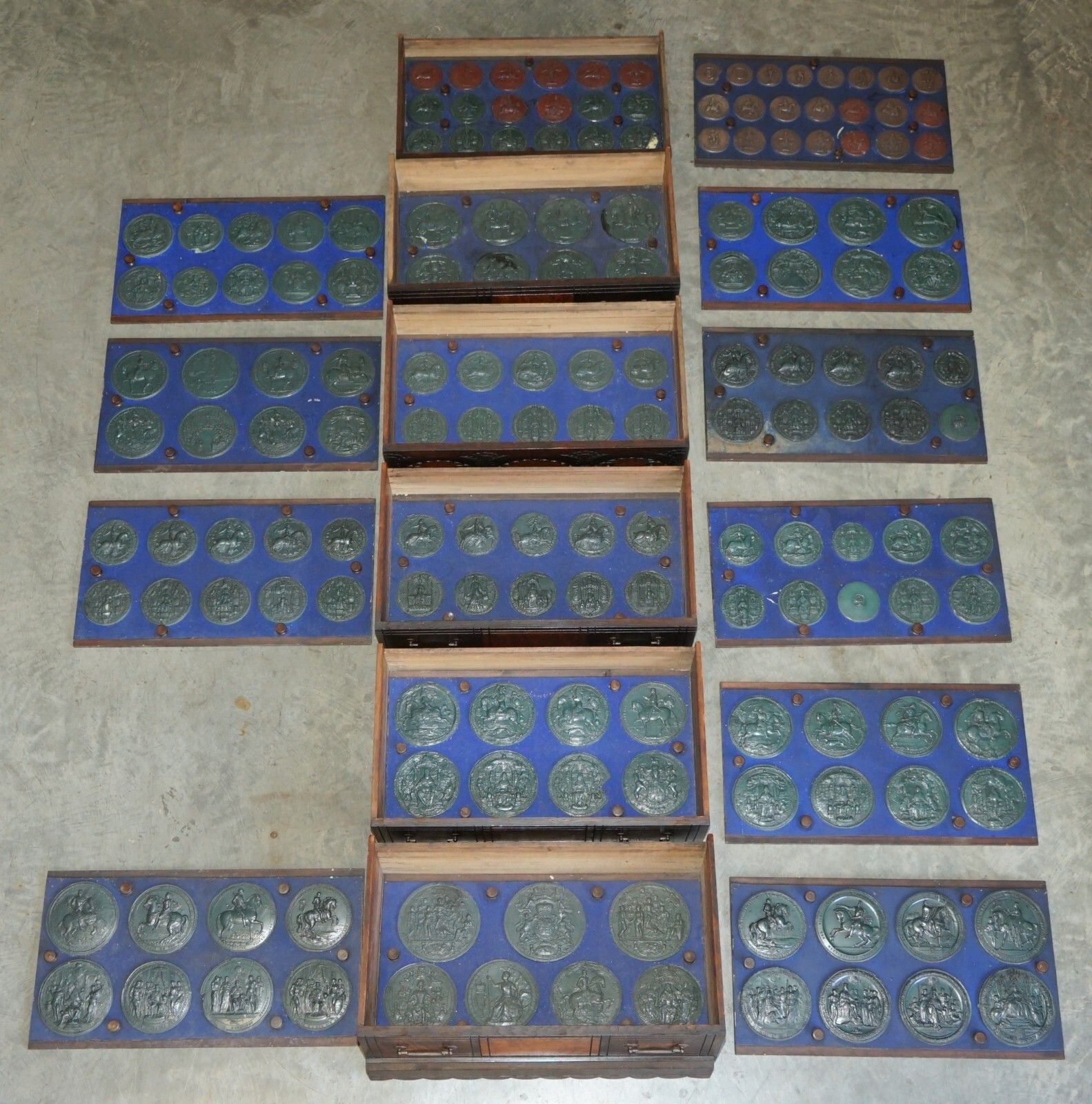 photo furniture R Crosby & Son Victorian Burr Elm Wellington Chest Of Drawers 160 Crests Seal