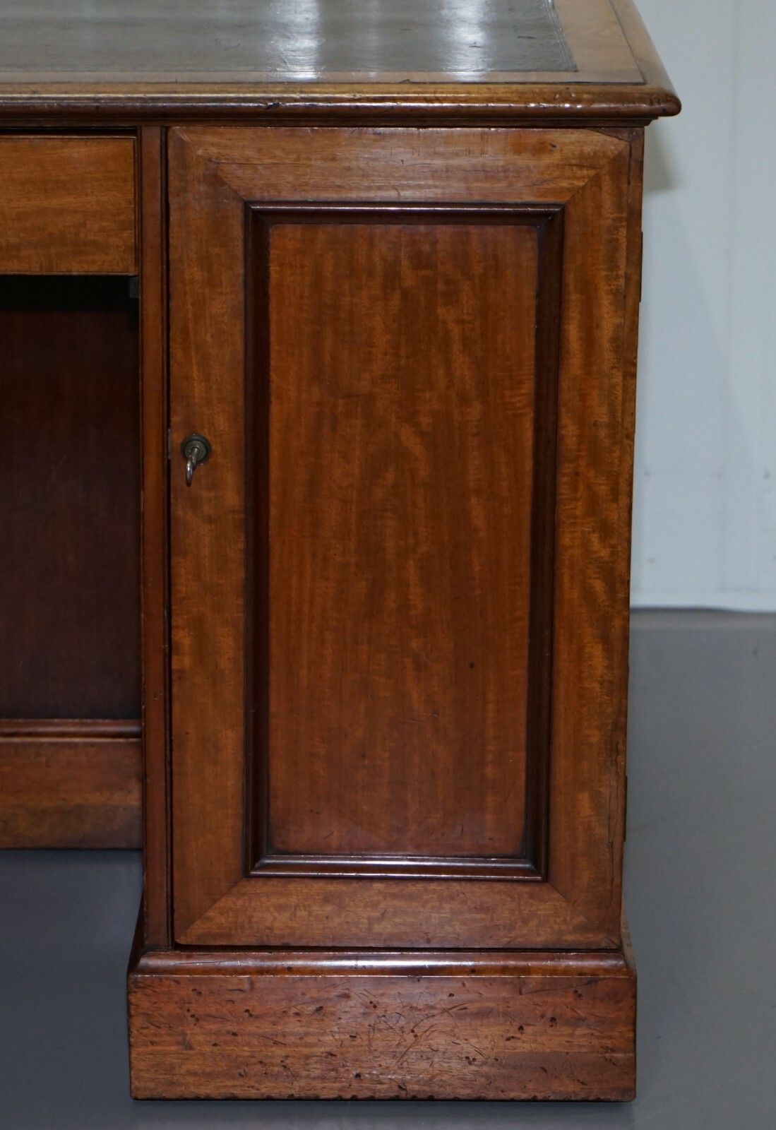 Rare 1794 George III Gillows Of Lancaster Double Sided Postmasters Sorting Desk photo vinterior