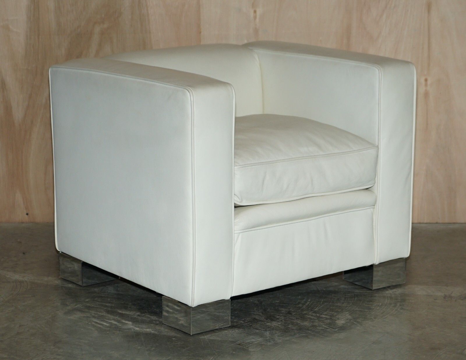 Pair Of Rrp £15,500 Viscount David Linley Ivory White Leather Max Club Armchairs photo for sale