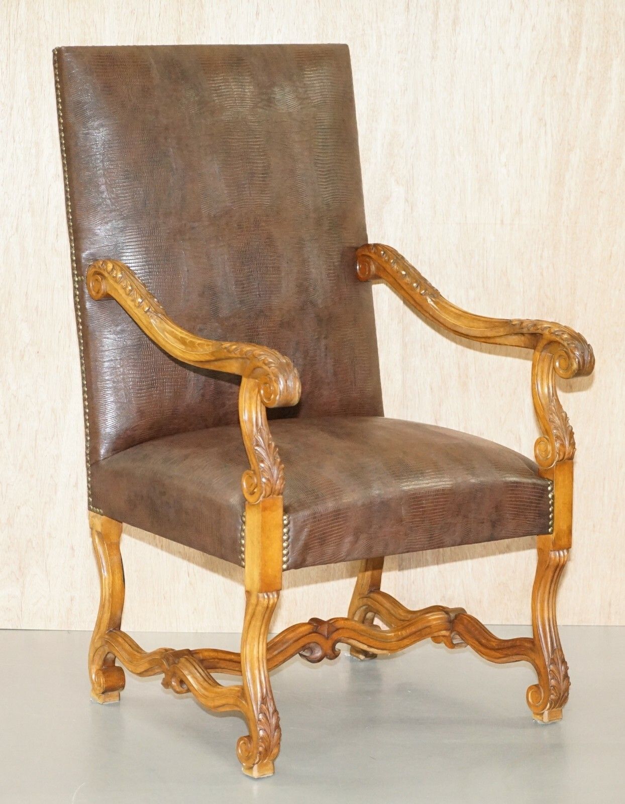 photo furniture Suite Of 10 Carolean Dining Chairs With Crocodile Alligator Patina Leather Ten