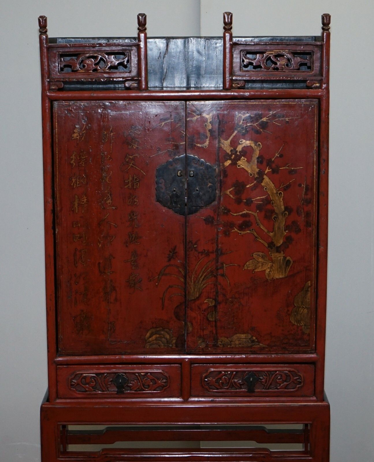 Exquisite Shanxi Province 18th Century Chinese Red Lacquer Cabinet Ornate Carved photo for sale