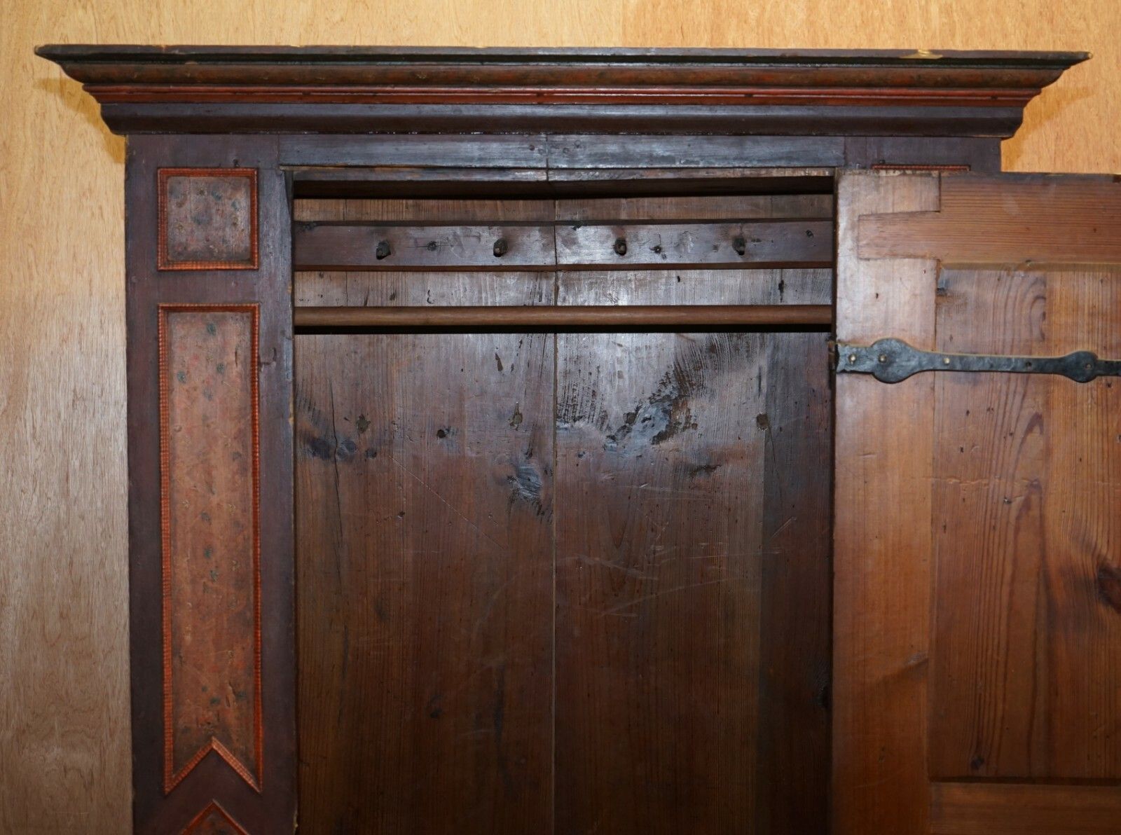 photo furniture Circa 1800 Sumlime Hand Painted European Wardrobe Or Hall Cupboard In Oak Wood