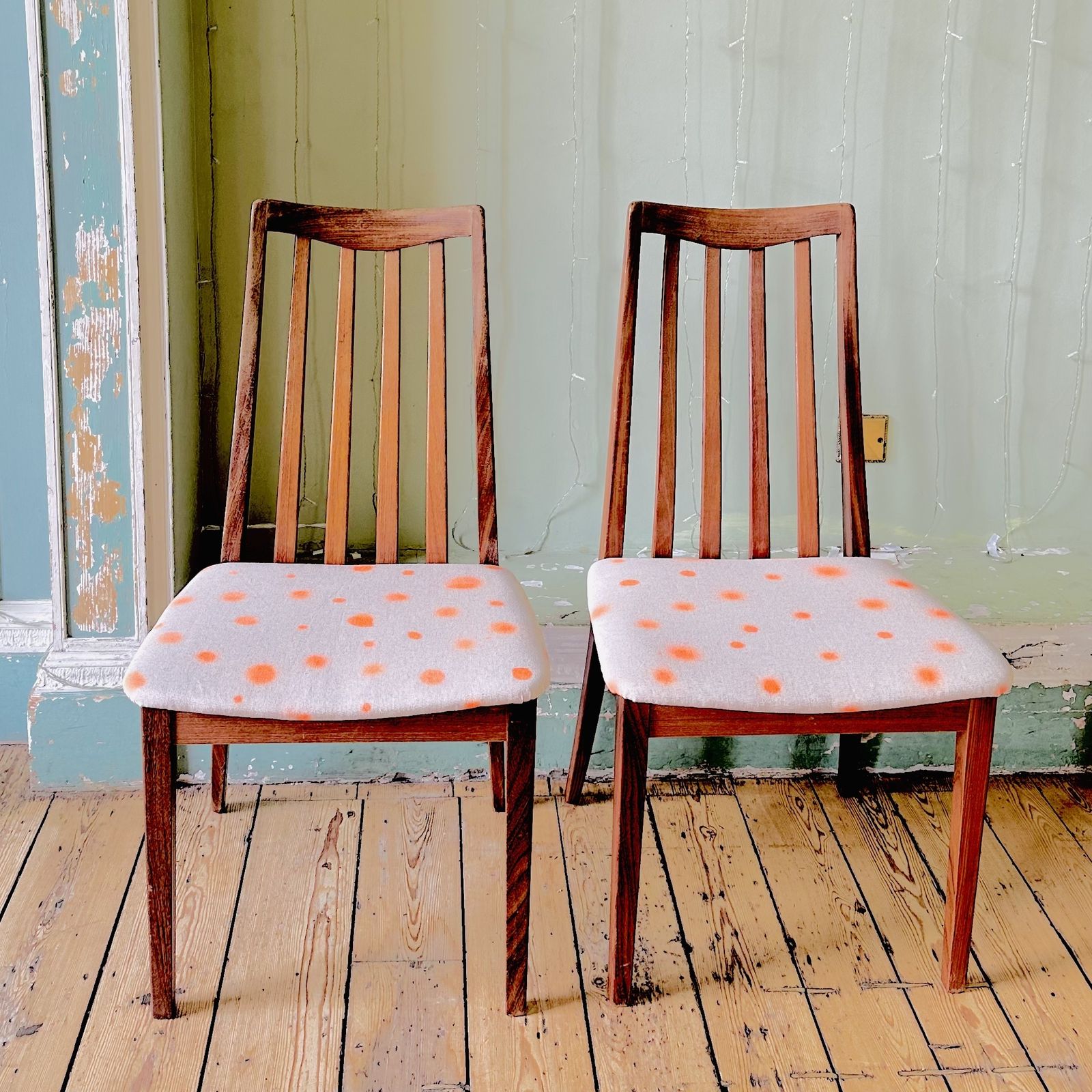 Upholstered Vintage G Plan Teak 1970s Dining Chairs Set Of 5 In Linen Print