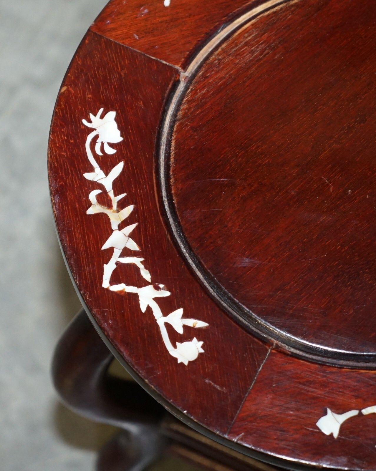 3950.0 Antique Chinese 1900 Ming Dynasty Rosewood Mother Of Pearl Inlaid Table & Stools photo