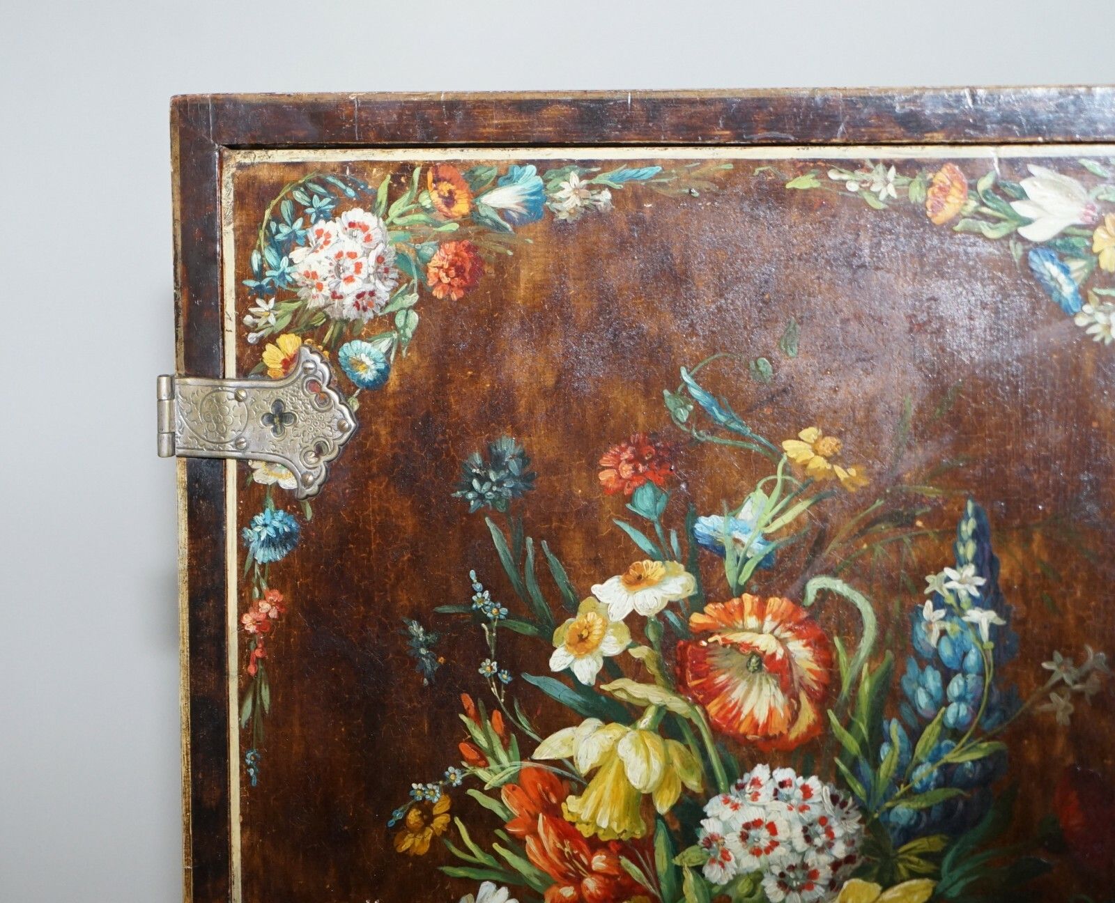 1840 Italain Venetian Cabinet On Stand Polychrome Painted & Lion Heads Carvings photo vinterior