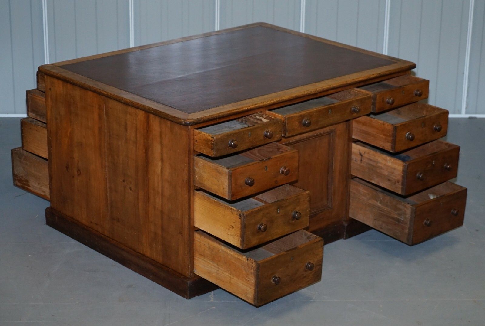 photo furniture Antique English Victorian Double Sided Oak Twin Pedestal 18 Drawer Kneehole Desk