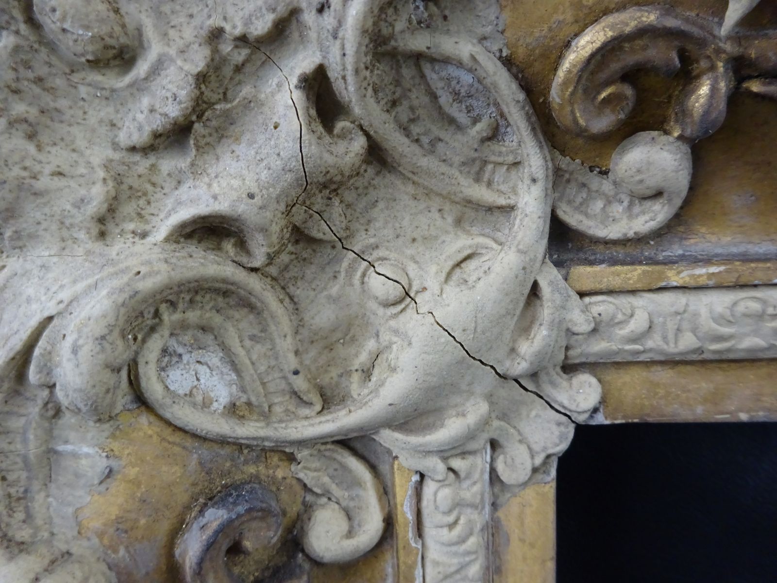 Victorian Gilt Gesso Frame (No Glass) As Found. photo buy