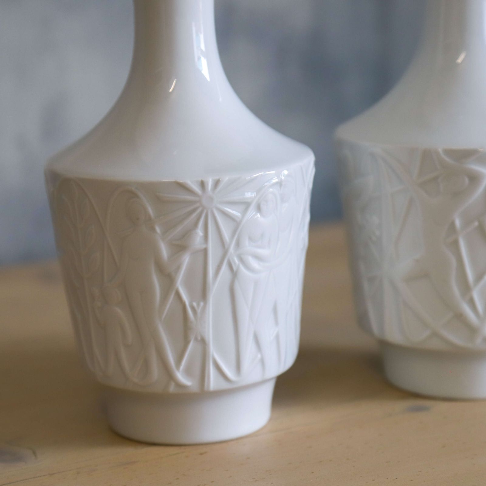 Pair Of Mid Century Antique Kurt Wendler White Vases photo 250.0