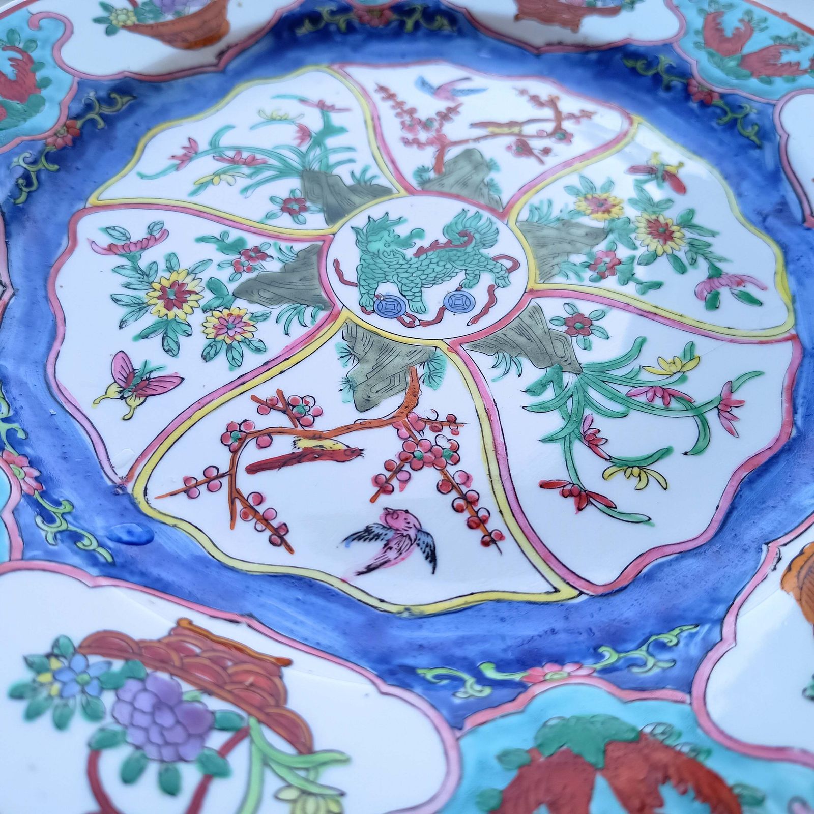 Midcentury Vintage Hand Painted Decorative Plates Pseudo Qianlong Mark Zhi Famille Rose Medallion: Dragon, Family Scene And Vase, C 1960s photo Home Decor