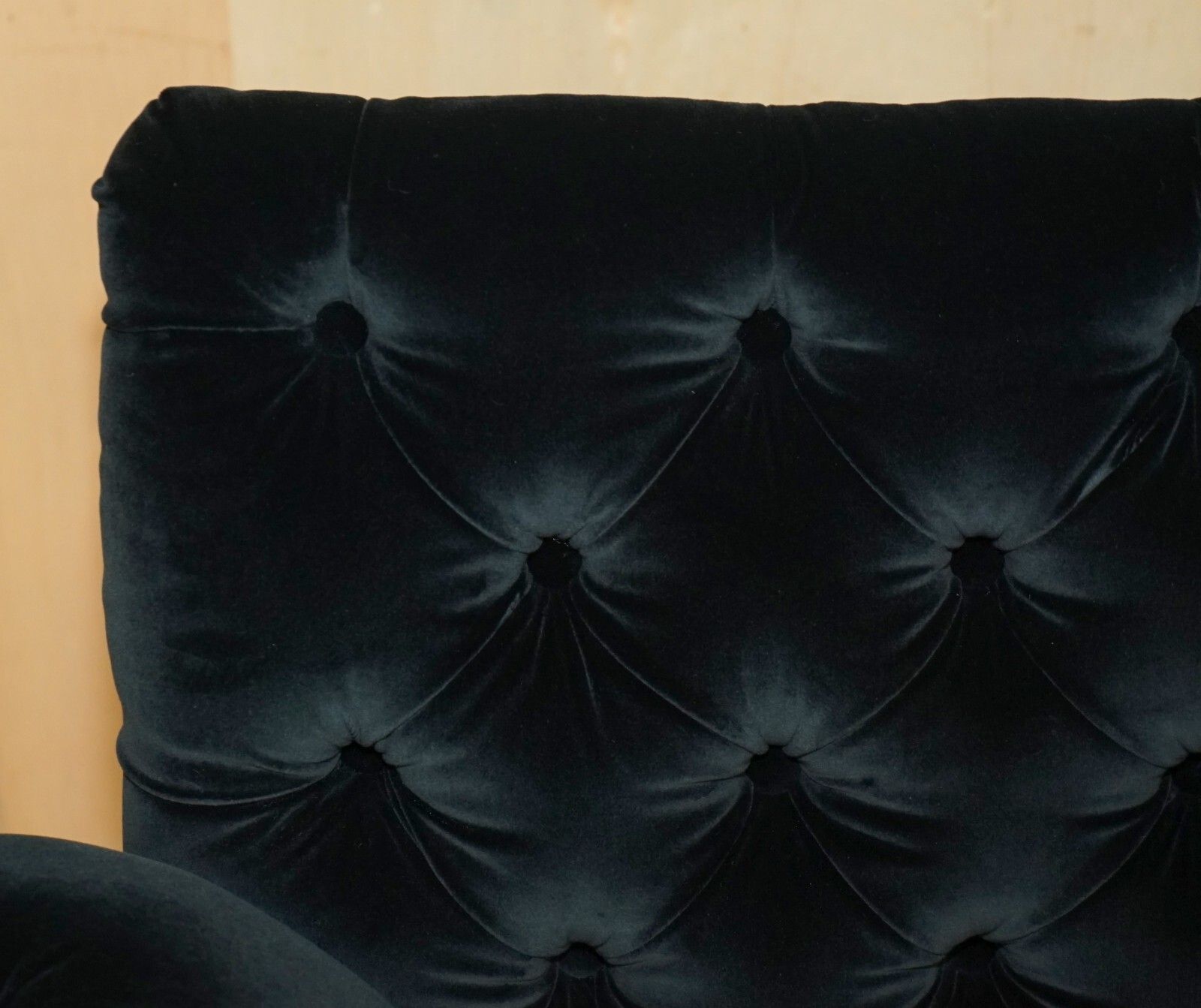 Rrp £7000 George Smith Chelsea Butterfly Black Velvet Chesterfield Armchair photo vinterior