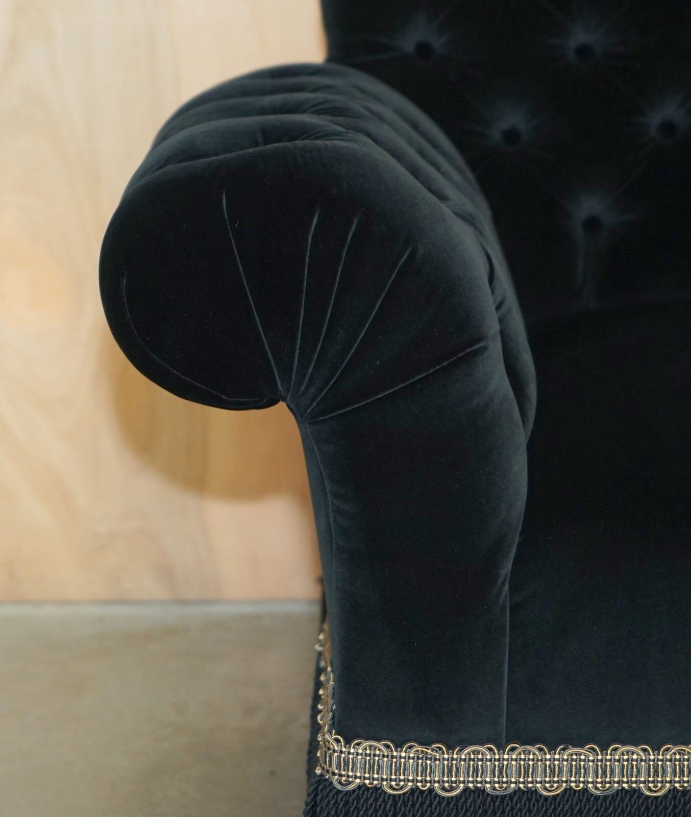 Rrp £7000 George Smith Chelsea Butterfly Black Velvet Chesterfield Armchair photo vintage