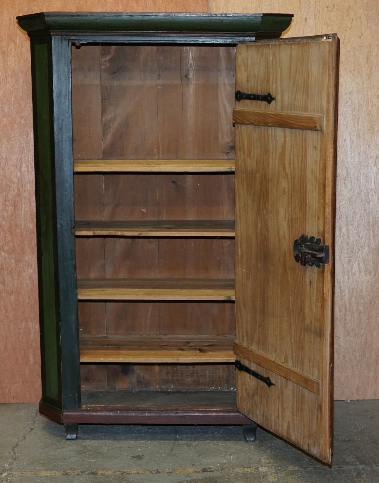 Circa 1800 Hand Painted Green Swedish Hall Or Pot Cupboard Wardrobe Musical Deco photo vintage