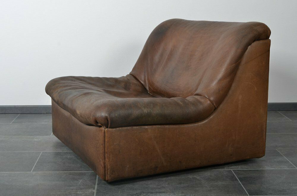 Ds46 Club Chair In Bullhide Leather From De Sede photo vinterior