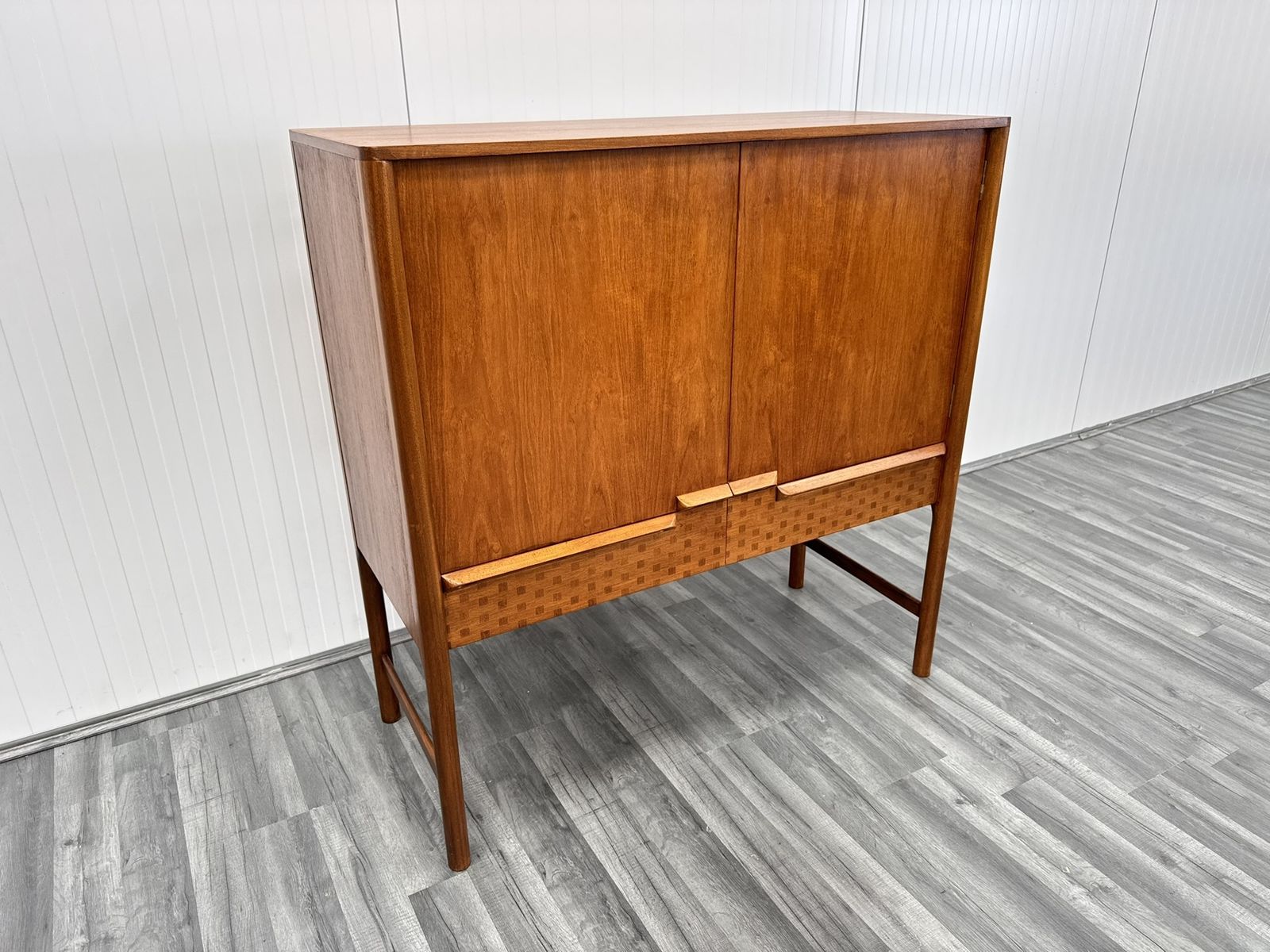 Mid Century Teak Drinks Cabinet By McIntosh Of Kirkcaldy photo vinterior