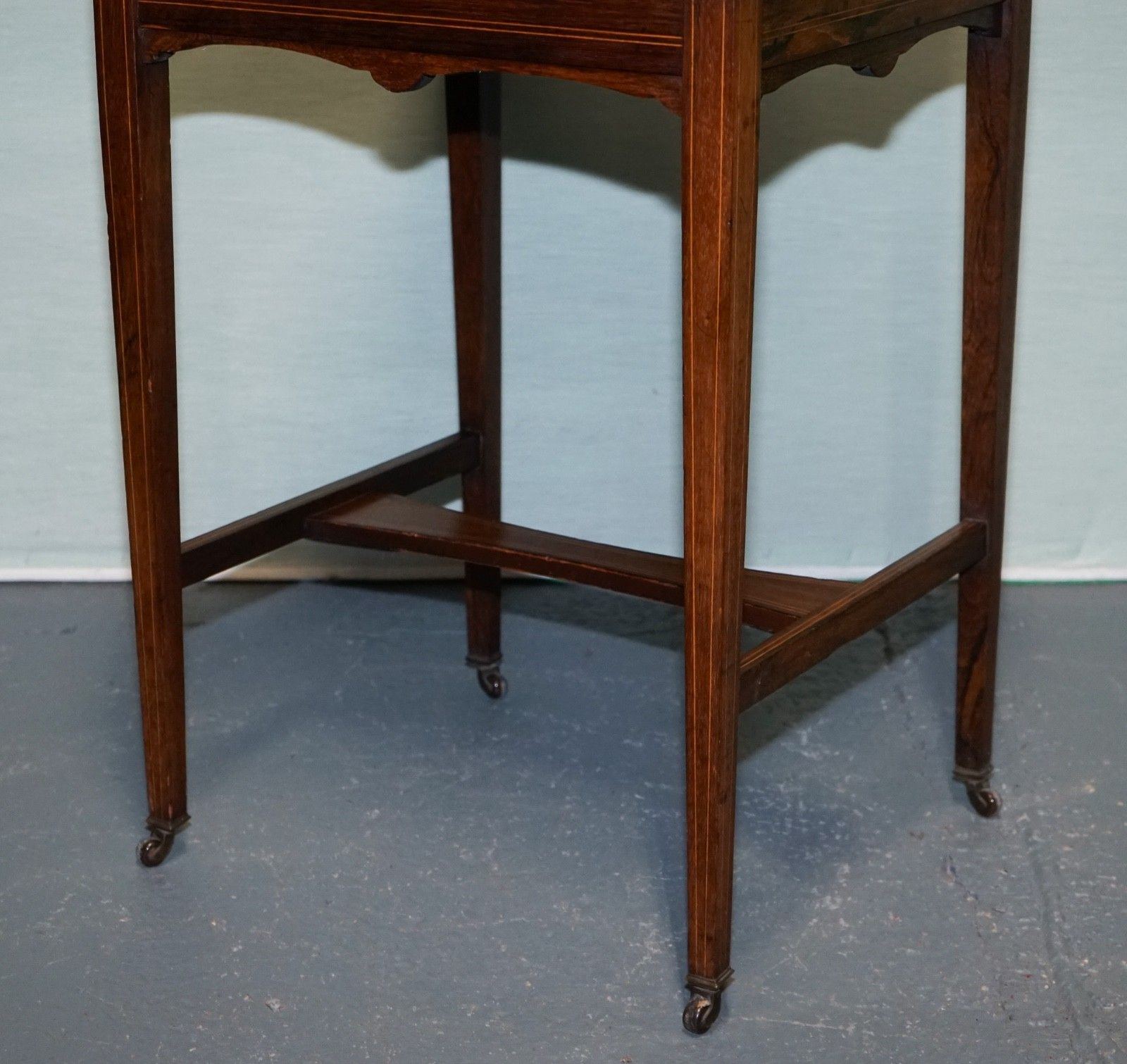 Victorian Ladies Writing Davenport Desk With Inlay & Leather Writing Surface photo 850.0