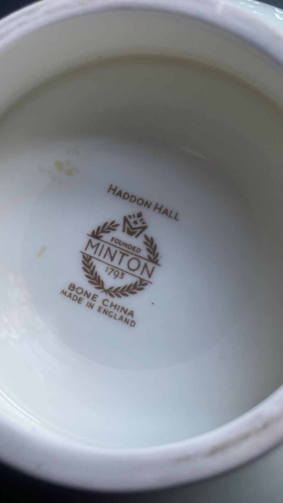 Minton Haddon Hall Large Serving/Fruit/Vegetable Bowl.