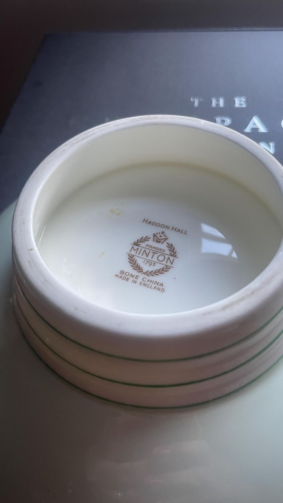 Minton Haddon Hall Large Serving/Fruit/Vegetable Bowl. photo furniture
