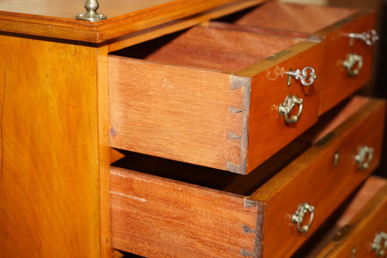 photo vintage Victorian Walnut Hand Carved Tallboy Chest Of Drawers Cupboard With Gallery Rail