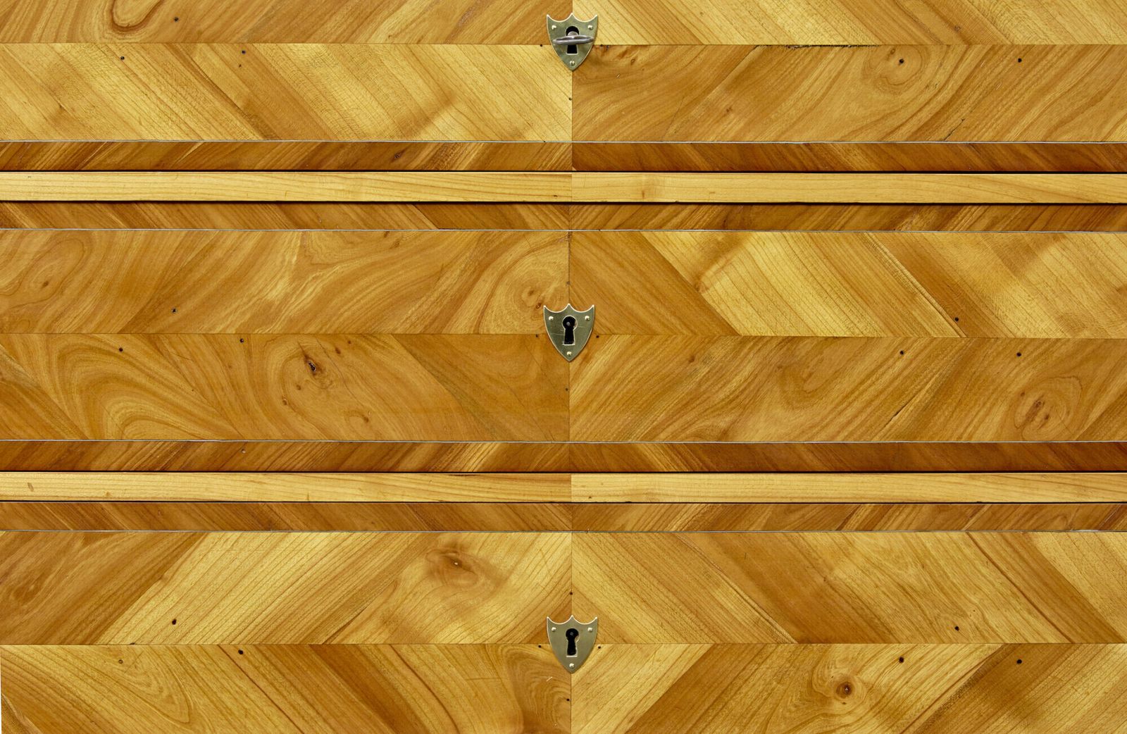 photo vinterior Mid 19th Century Scandinavian Inlaid Elm Chest Of Drawers