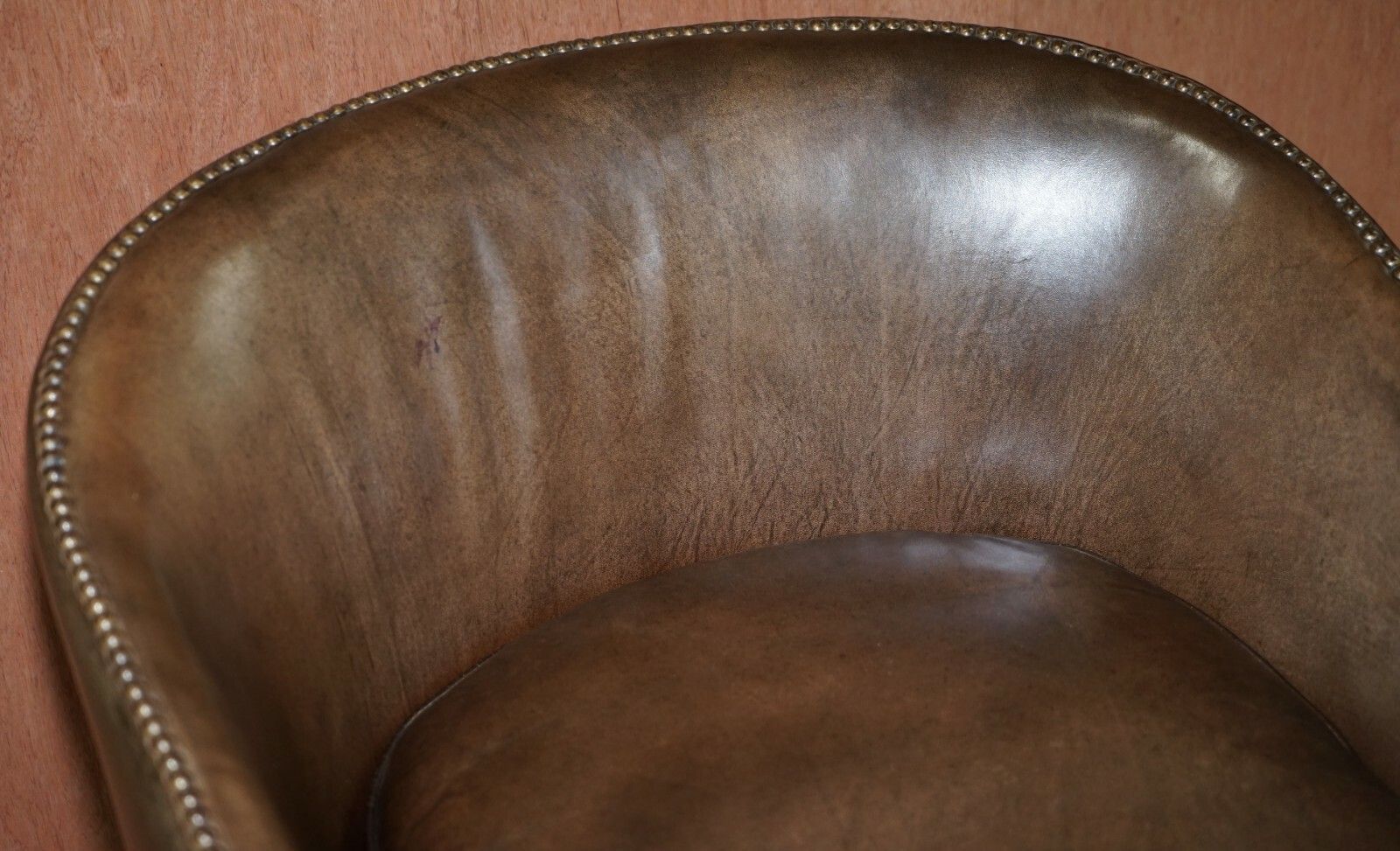 Pair Of Sublime Hand Dyed Barrel Back Tub Armchairs In Brown Leather Comfortable photo 3500.0