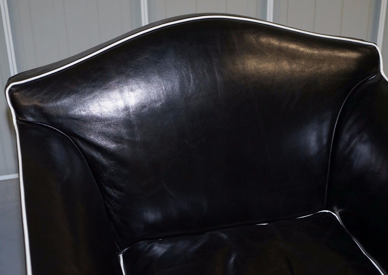 Pair Of Rrp £18,000 Cavalli Nella Vertrina Avalon Leather Contemporary Armchairs photo vintage