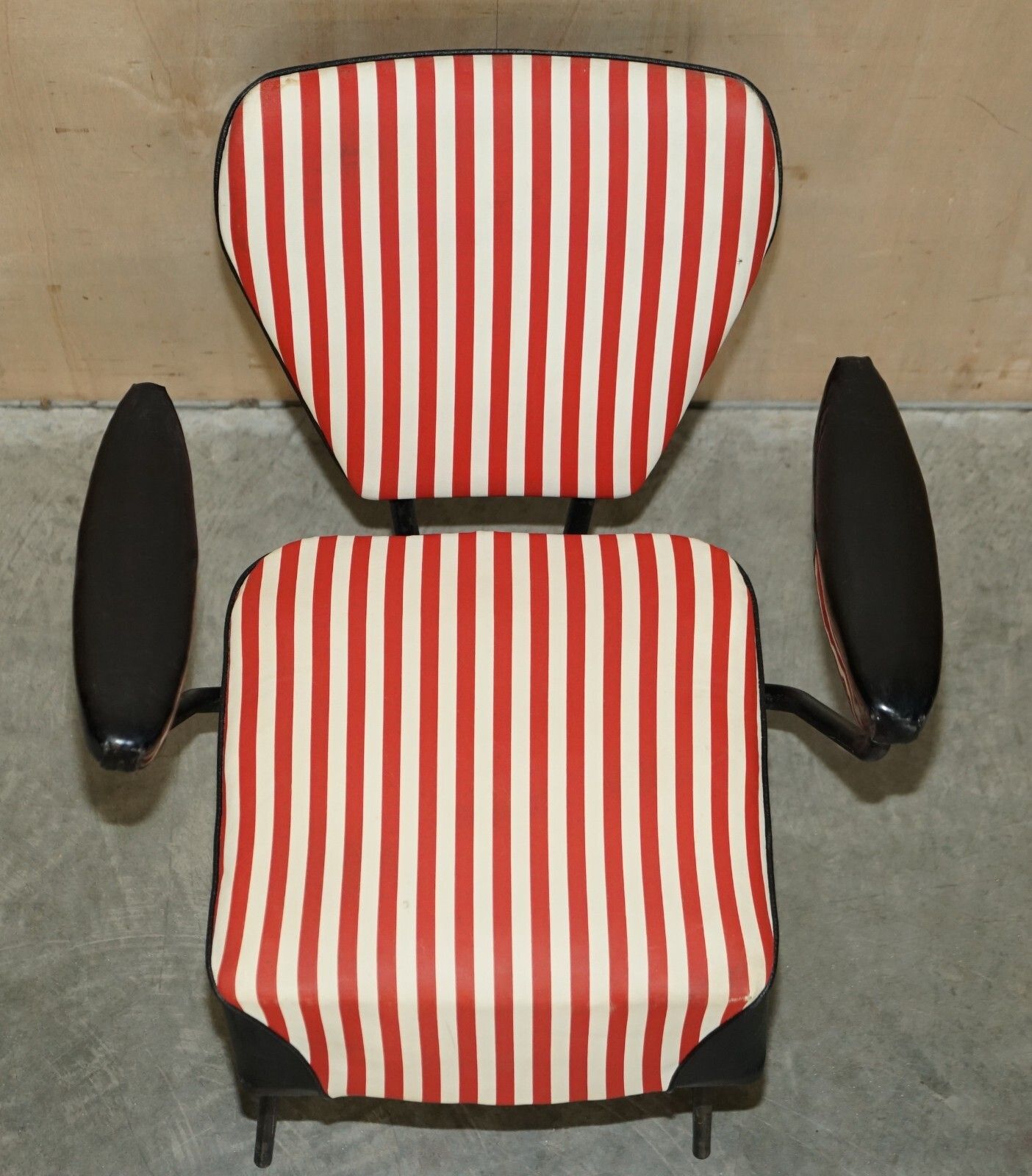 Rare Original Movie Prop 1950's American Salon Hairdresser Dinette Armchairs photo buy
