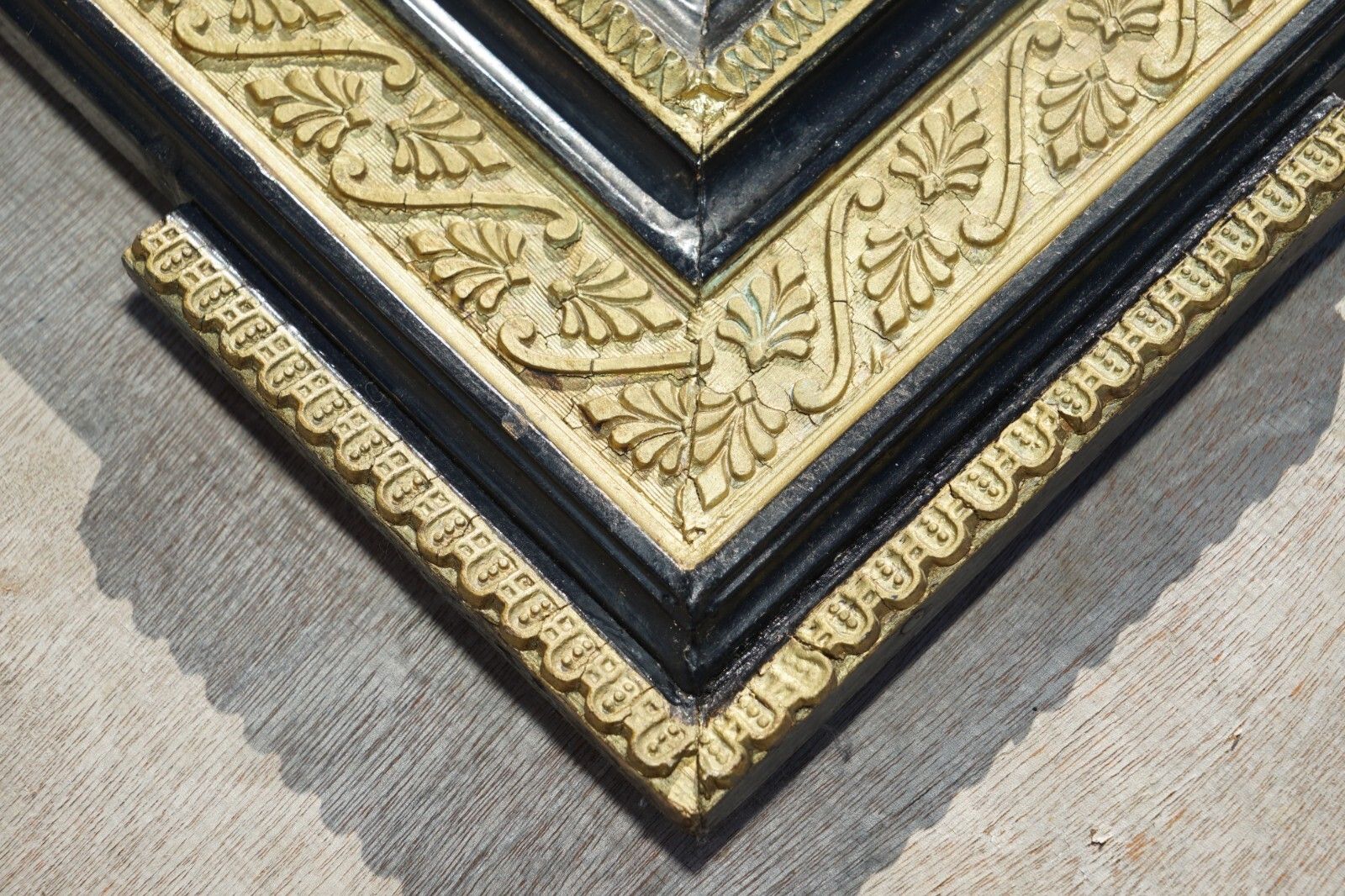 Home Decor Antique Circa 1840 Italian Foxed Glass Original Plate Mirror Stunning Gilt Frame photo