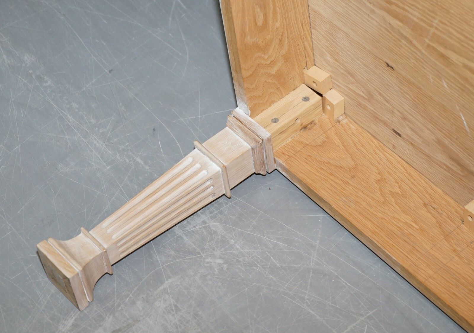2950.0 Very Large Limed Oak Coffee Of Cocktail Table 123.5cm Wide Carved Pillared Legs photo