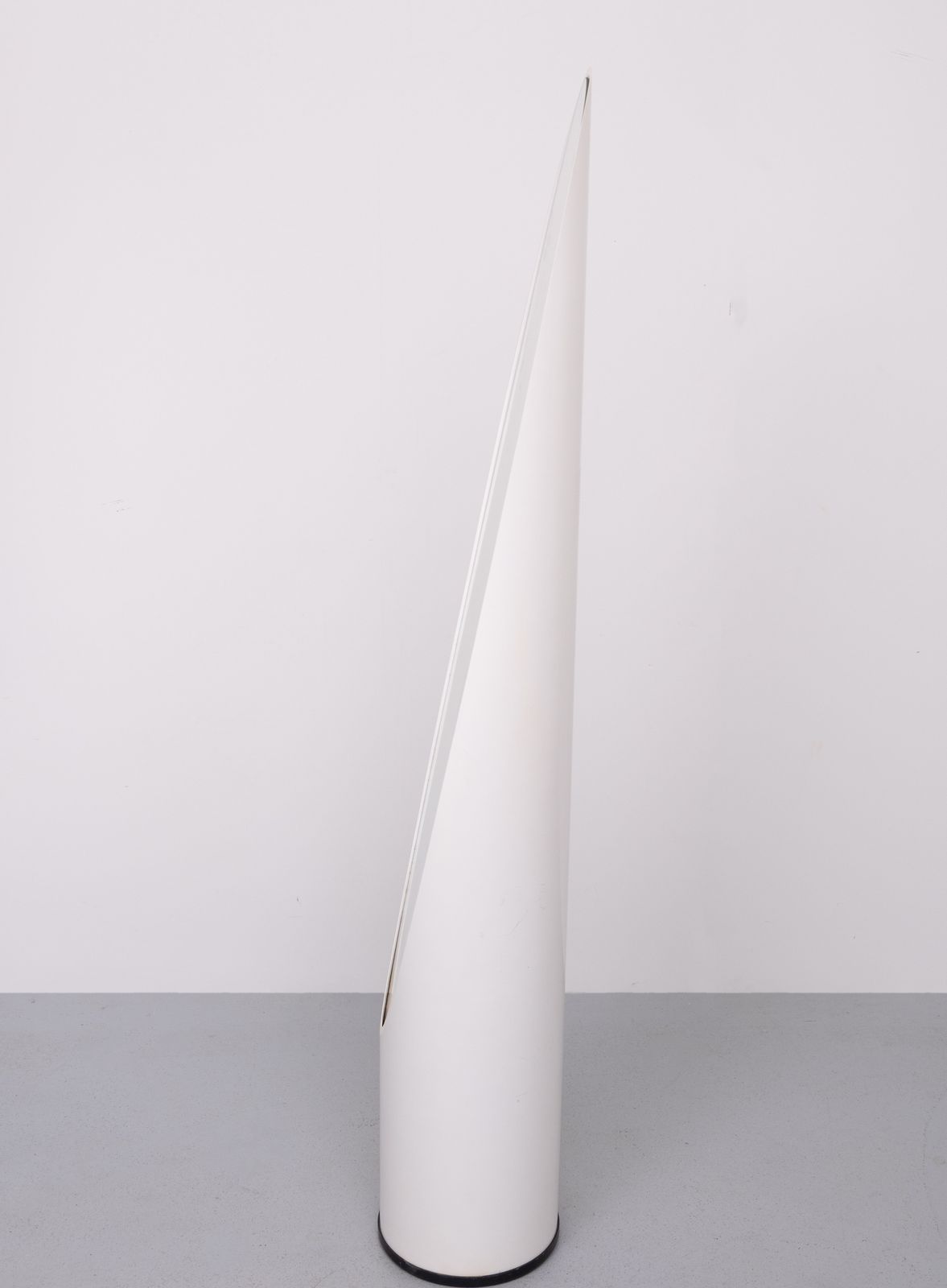 Lipstick Mirror Unghia Full Length Space Age 1970s photo furniture