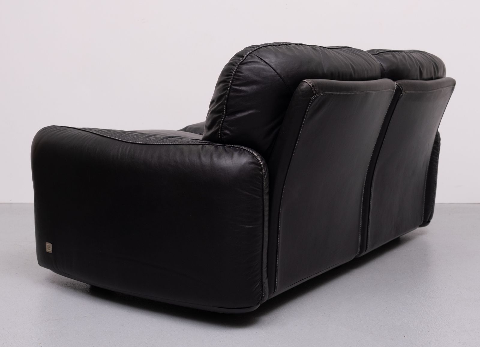 photo vinterior Black Leather Piumotto Sofa By Arrigo Arrigoni For Busnelli, Italy, 1970’s