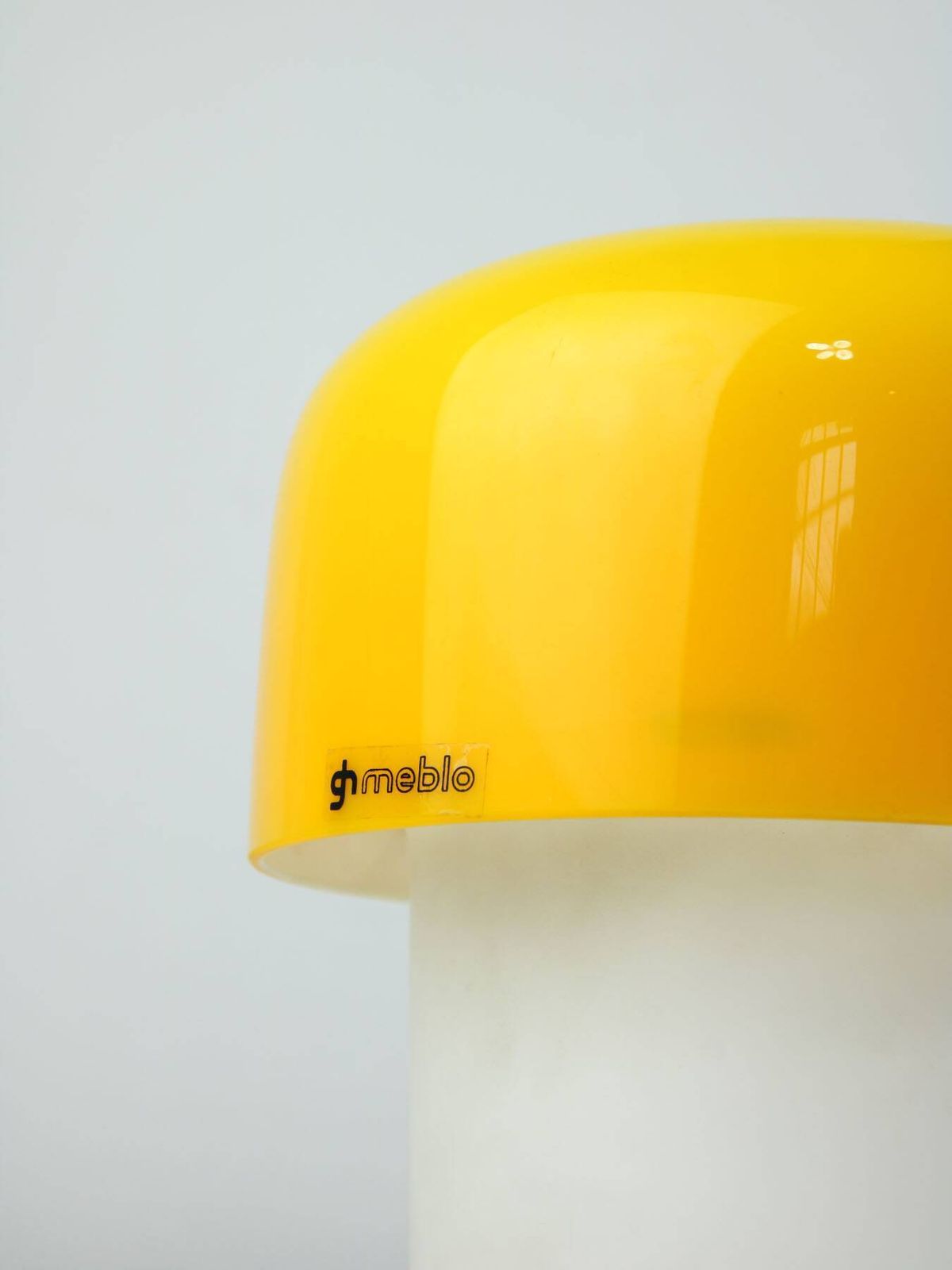 photo vinterior Rare Yellow Mushroom Table Lamp By Luigi Massoni For Guzzini, 1970s