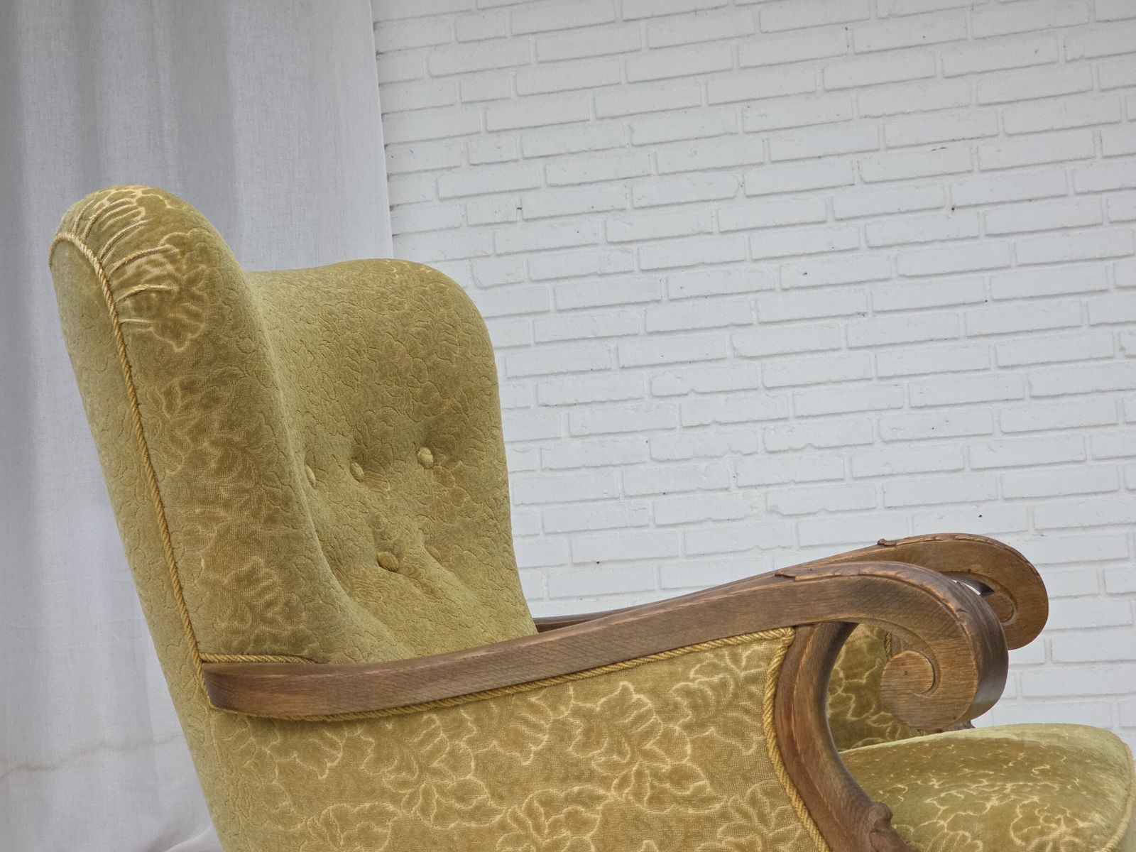photo furniture 1960s, Danish Armchair, Furniture Cotton/Wool Fabric, Solid Oak Wood.