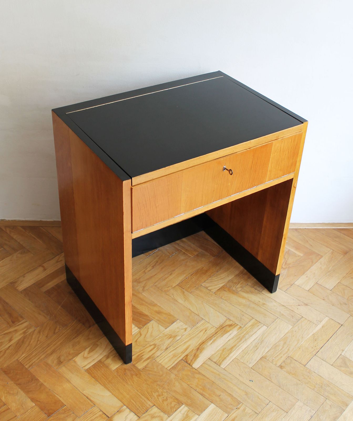 1950s Modernist Dressing Table photo for sale