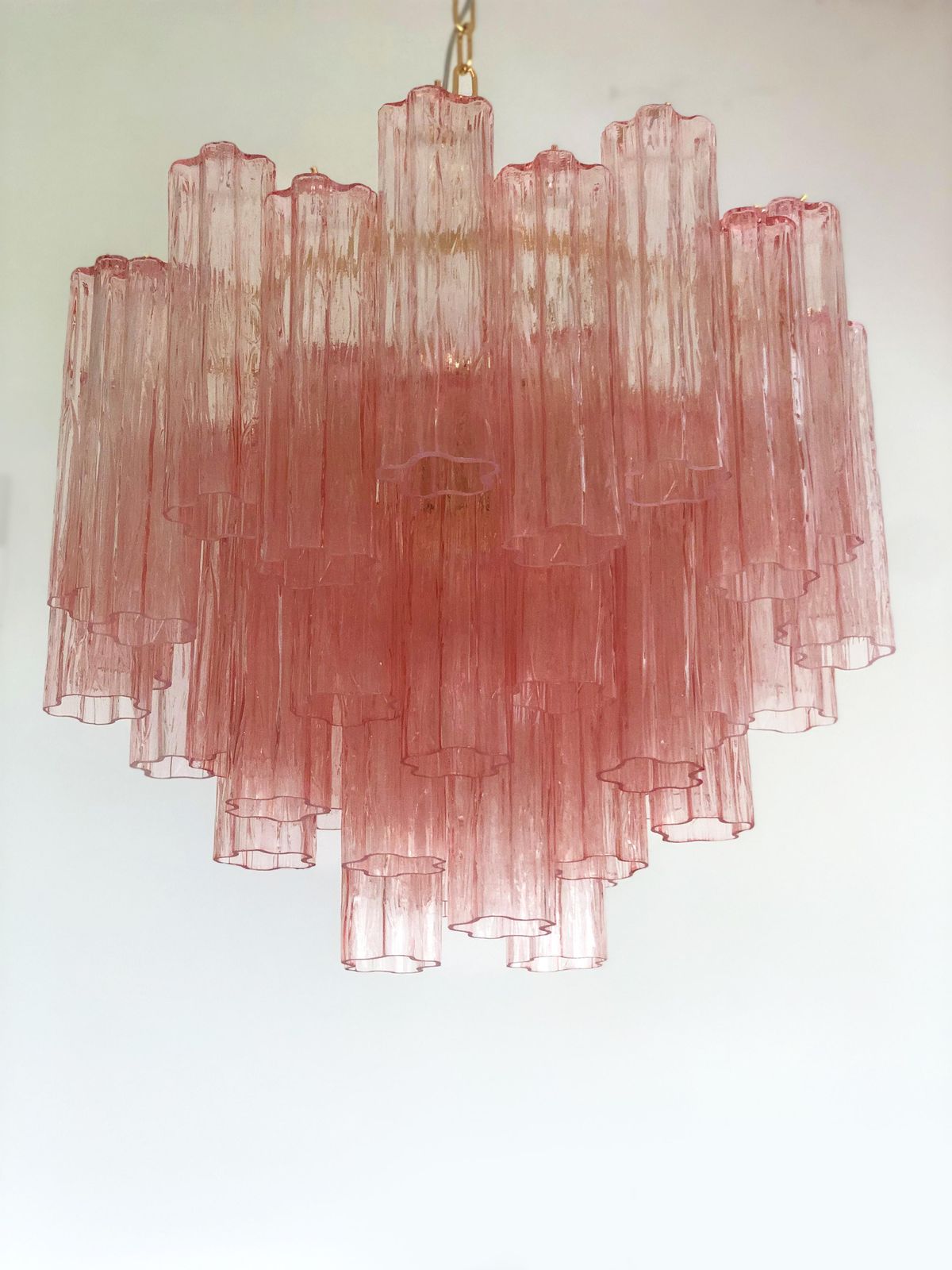 Contemporary Scenographic Pink “Tronchi” Murano Glass Chandelier In Venini Style photo for sale