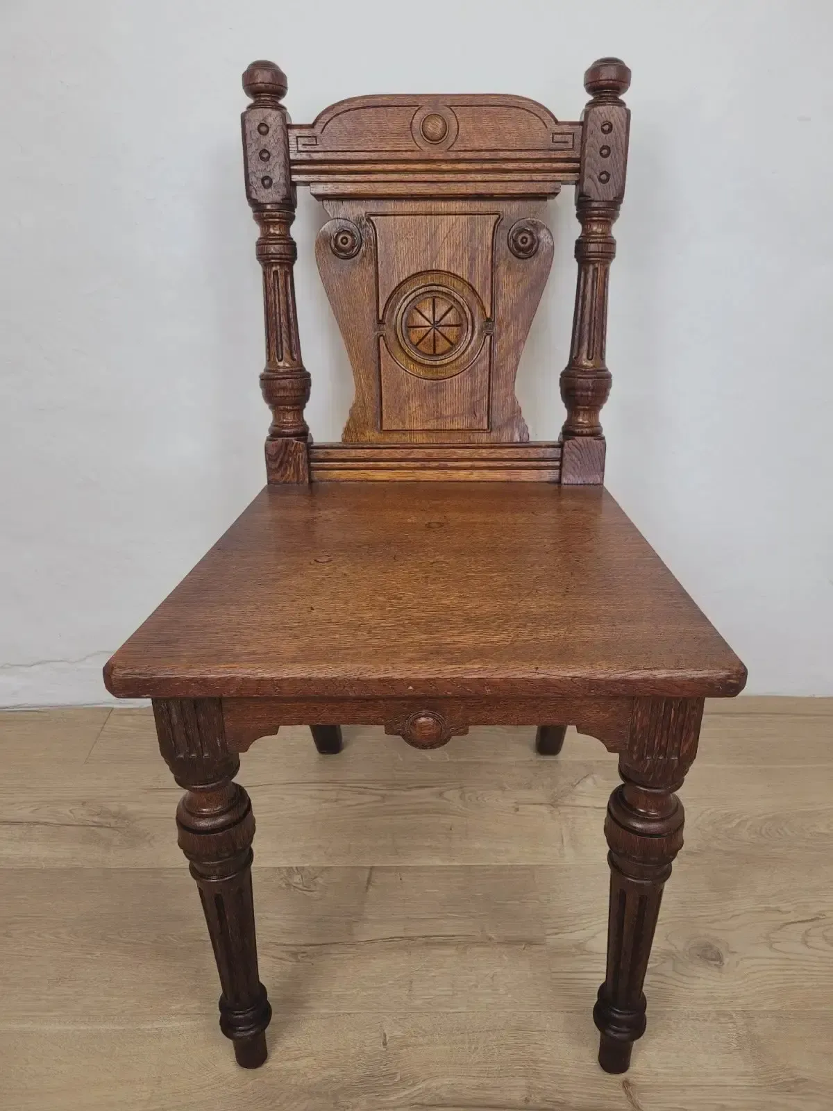 185.0 Victorian Hall Chair Oak Carved 19thc Antique English photo