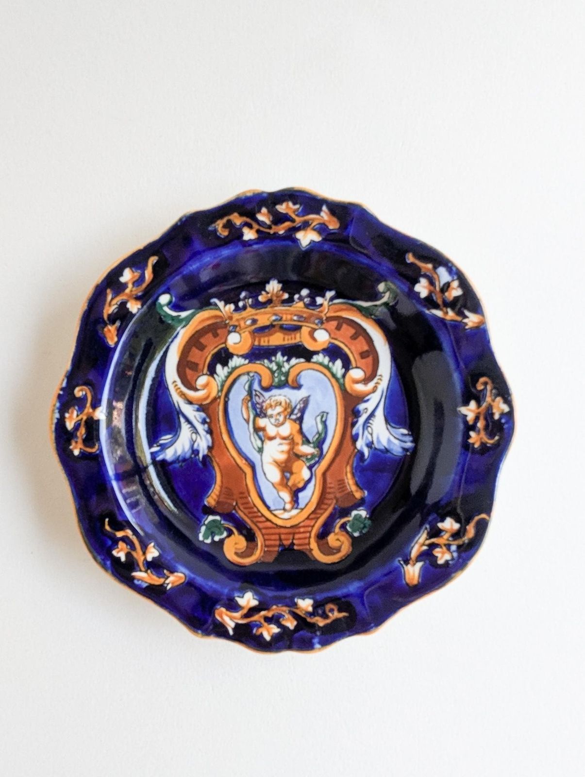 1960s Gien Faïence Vase, French Renaissance Style Vase And Matching Tray photo vintage