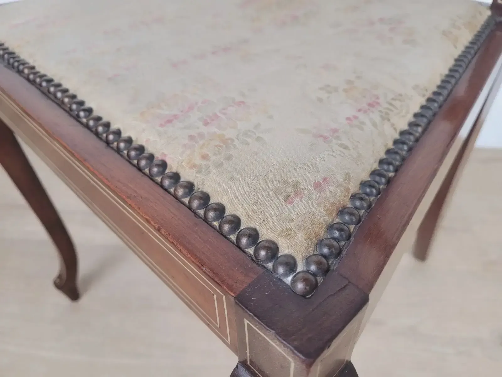 Furniture Edwardian Bedroom Chair Inlaid Floral Upholstery Cabriole Legs Postage photo